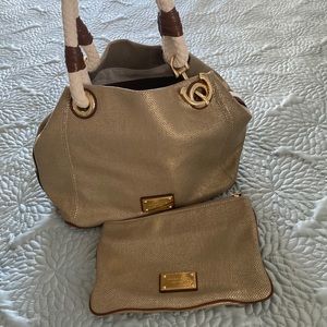 Hardly used Michael Kors Bogo Bag Set